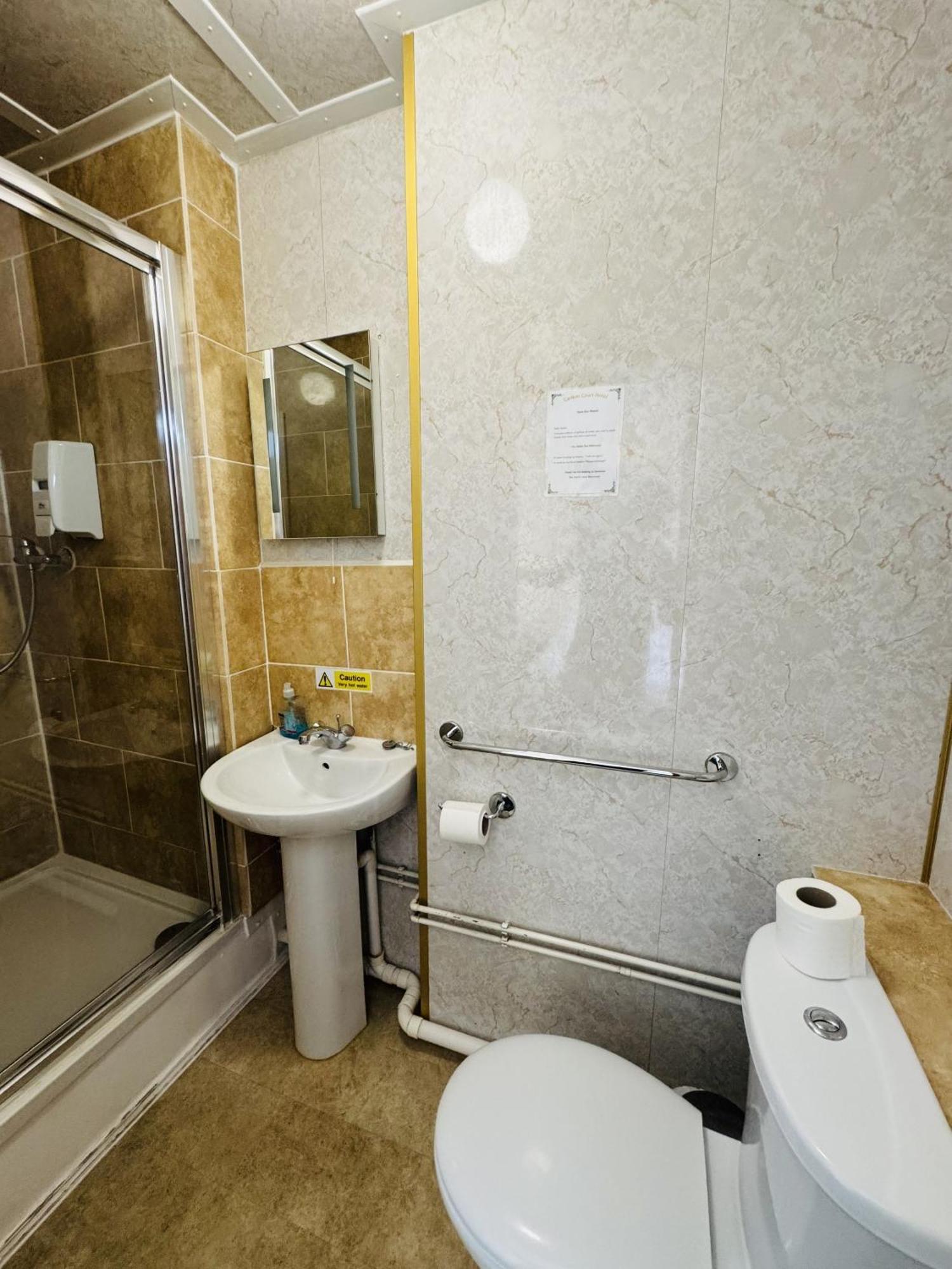 Carlton Court Hotel Eastbourne Phòng bức ảnh