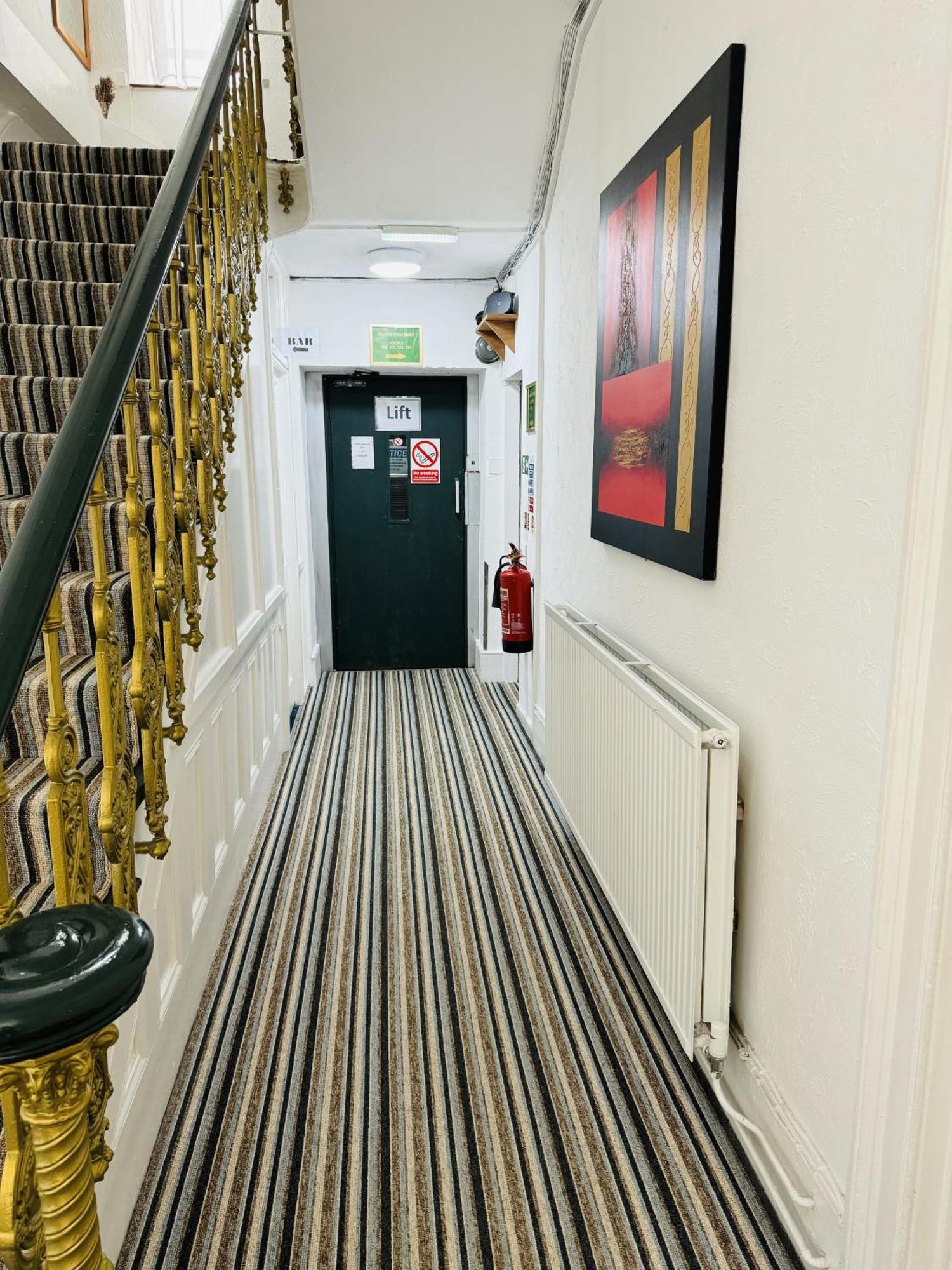 Carlton Court Hotel Eastbourne Ngoại thất bức ảnh
